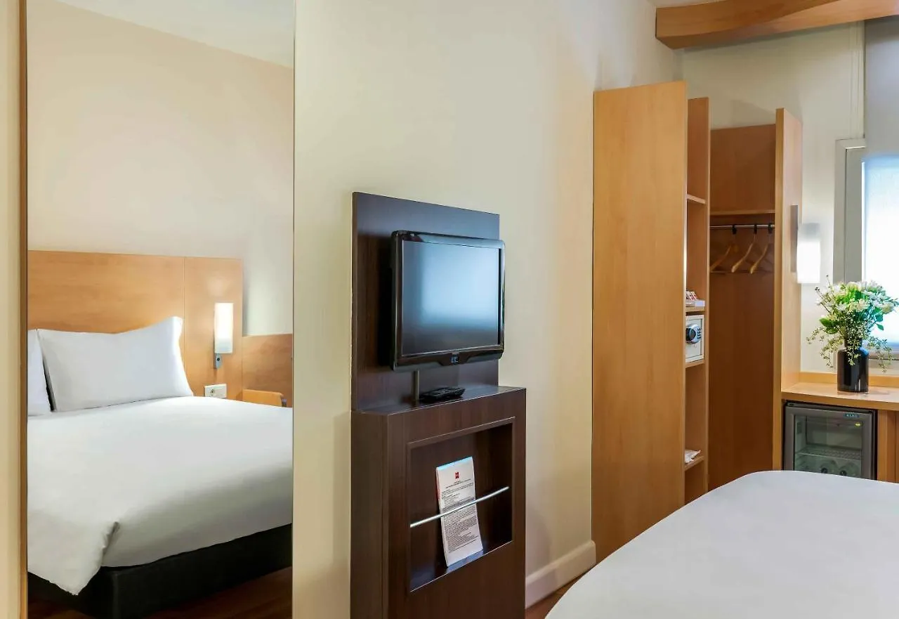 Ibis Izmir Alsancak Hotel Turkey